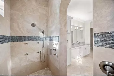 7788 Classics Dr, Naples, FL 34113 - Photo 20