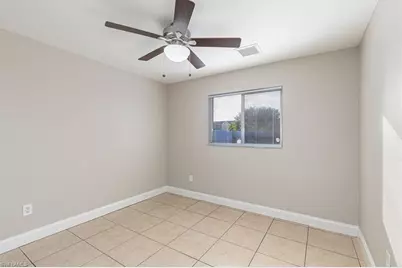 620 SE 11th Ave, Cape Coral, FL 33990 - Photo 10