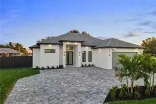 108 NW 29th St, Cape Coral, FL 33993 - Photo 2