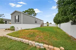 18 Royal Cove Dr, Naples, FL 34110 - Photo 6