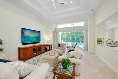 4748 Cerromar Dr, Naples, FL 34112 - Photo 6