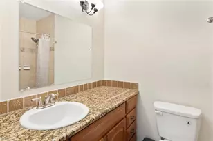 15437 Crystal Lake Dr, North Fort Myers, FL 33917 - Photo 16