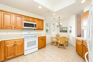 4700 Yacht Harbor Dr, Naples, FL 34112 - Photo 12