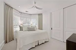 8057 Via Vecchia, Naples, FL 34108 - Photo 28