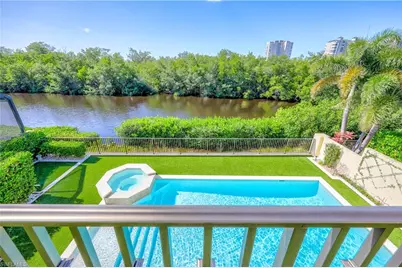 8057 Via Vecchia, Naples, FL 34108 - Photo 24