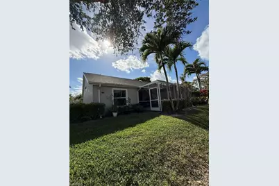 6215 Mandalay Cir #36, Naples, FL 34112 - Photo 2