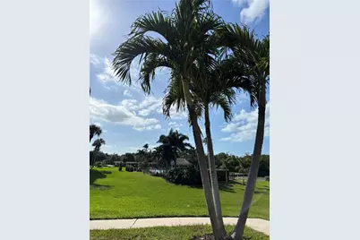 15 Bluebill Ave #1006, Naples, FL 34108 - Photo 4