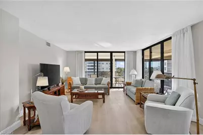 15 Bluebill Ave #301, Naples, FL 34108 - Photo 6