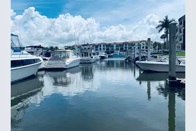 801 River Point Dr, Naples, FL 34102 - Photo 10