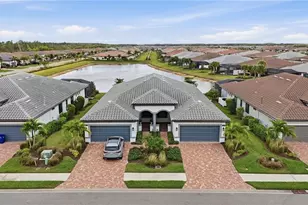 12361 Canal Grande Dr, Fort Myers, FL 33913 - Photo 2