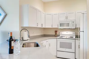 494 Tallwood St, Marco Island, FL 34145 - Photo 4