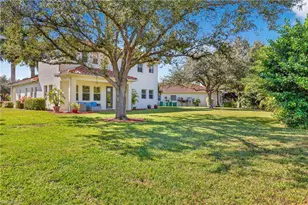 2212 Vardin Pl, Naples, FL 34120 - Photo 40