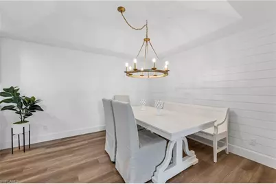 400 Park Shore Dr #302, Naples, FL 34103 - Photo 8