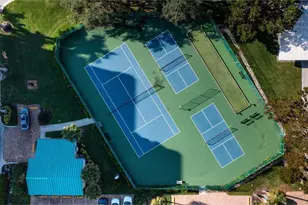 21 Bluebill Ave, Naples, FL 34108 - Photo 12