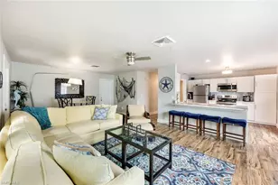 645 101st Ave N, Naples, FL 34108 - Photo 4