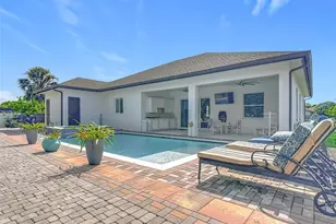 1806 41st St SW, Naples, FL 34116 - Photo 4