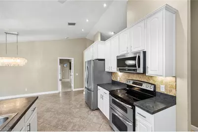 816 102nd Ave N, Naples, FL 34108 - Photo 10