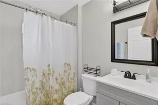 209 Robin Hood Cir, Naples, FL 34104 - Photo 14
