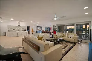 319 Pirates Bight, Naples, FL 34103 - Photo 4