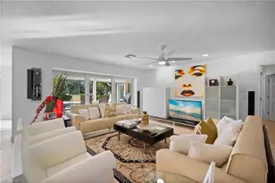 319 Pirates Bight, Naples, FL 34103 - Photo 6