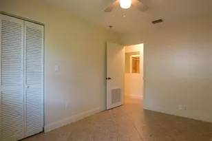 742 109th Ave N, Naples, FL 34108 - Photo 6