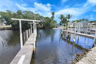 193 Carissa Ln, Naples, FL 34114 - Photo 34