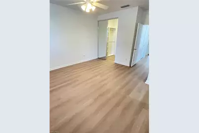 5549 Cove Cir, Naples, FL 34119 - Photo 14