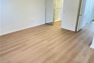 5549 Cove Cir, Naples, FL 34119 - Photo 14