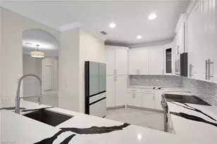 2082 E Tobago Cir, Fort Myers, FL 33905 - Photo 14