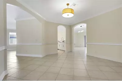 2082 E Tobago Cir, Fort Myers, FL 33905 - Photo 10