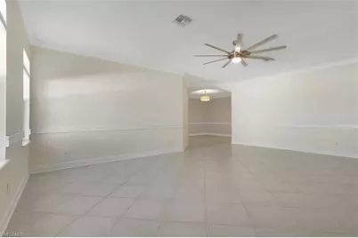 2082 E Tobago Cir, Fort Myers, FL 33905 - Photo 8