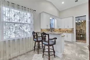 1345 Mariposa Cir, Naples, FL 34105 - Photo 16