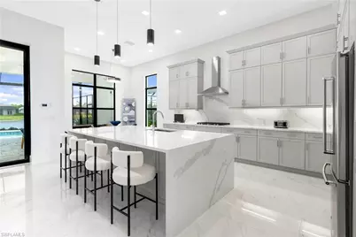 9675 Moonflower Ct, Naples, FL 34110 - Photo 6