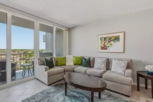 140 Seaview Ct, Marco Island, FL 34145 - Photo 4