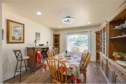 4240 Perth Ct, North Fort Myers, FL 33903 - Photo 4