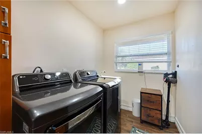 4240 Perth Ct, North Fort Myers, FL 33903 - Photo 12