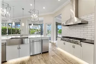 384 Mooring Line Dr, Naples, FL 34102 - Photo 6