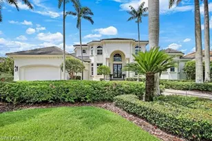 384 Mooring Line Dr, Naples, FL 34102 - Photo 1