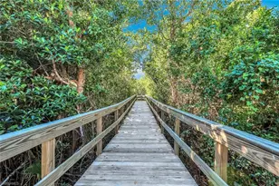 337 Vintage Bay Dr, Marco Island, FL 34145 - Photo 30