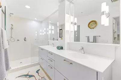 337 Vintage Bay Dr #D28, Marco Island, FL 34145 - Photo 18