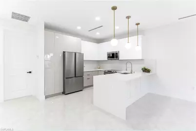 521 Allison St E, Lehigh Acres, FL 33974 - Photo 6