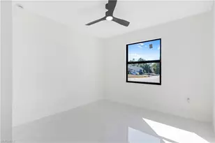 521 Allison St E, Lehigh Acres, FL 33974 - Photo 22