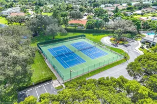 6681 Huntley Ln S, Naples, FL 34104 - Photo 44