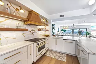 601 La Peninsula Blvd, Naples, FL 34113 - Photo 4