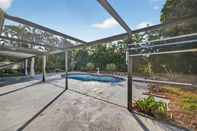 1902 SE 12th St, Cape Coral, FL 33990 - Photo 30