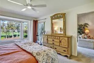 421 Country Hollow Ct, Naples, FL 34104 - Photo 32