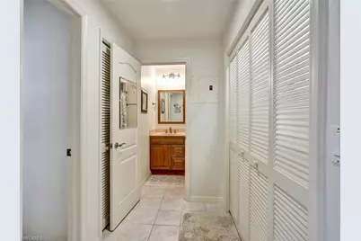421 Country Hollow Ct #D202, Naples, FL 34104 - Photo 26
