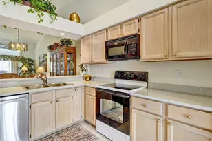 421 Country Hollow Ct, Naples, FL 34104 - Photo 22