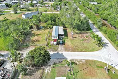 102 Egret Ln, Everglades City, FL 34139 - Photo 12