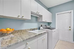 2229 Goshawk Ct, Naples, FL 34105 - Photo 18